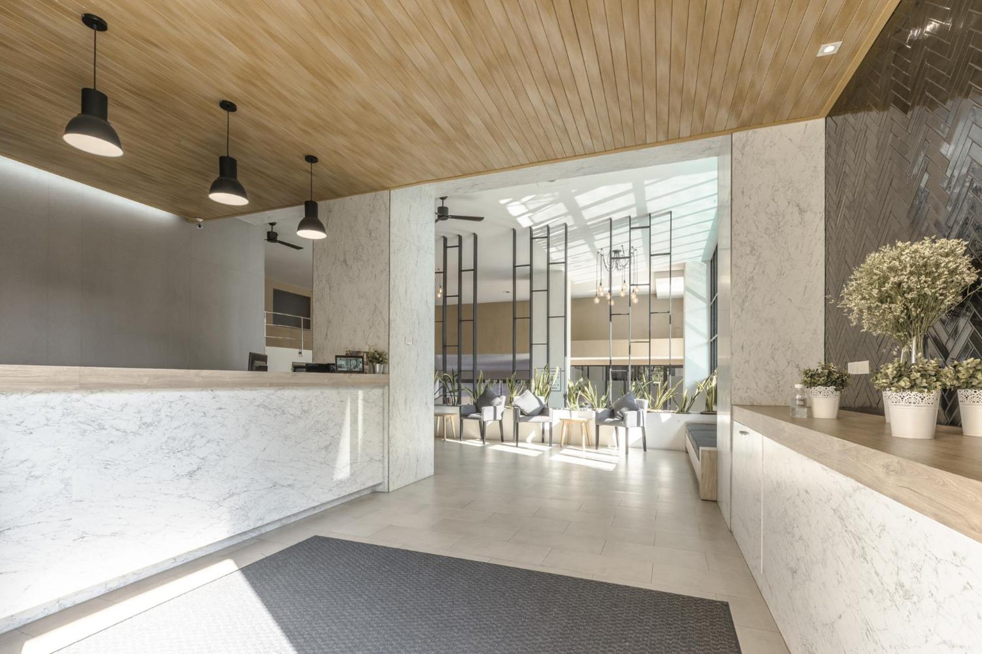 Carnation Residence Samut Prakan Extérieur photo