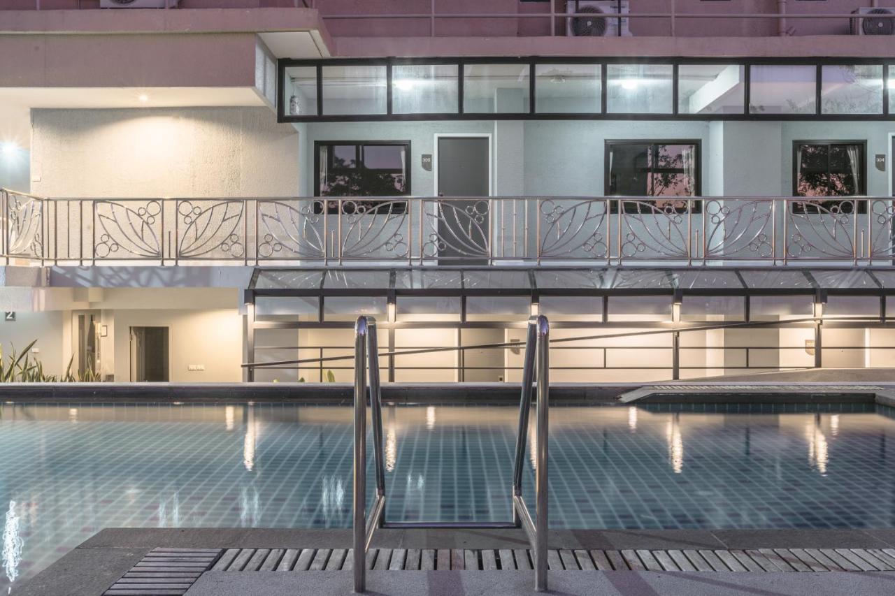 Carnation Residence Samut Prakan Extérieur photo